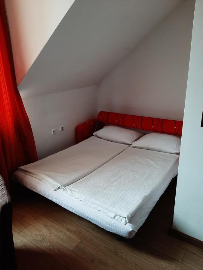 Vila Vanda Kluž Exteriér fotografie